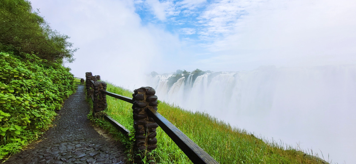 Vandretur langs Victoriafallene på zambisk side   |    Foto:  Wenche - La'mme 