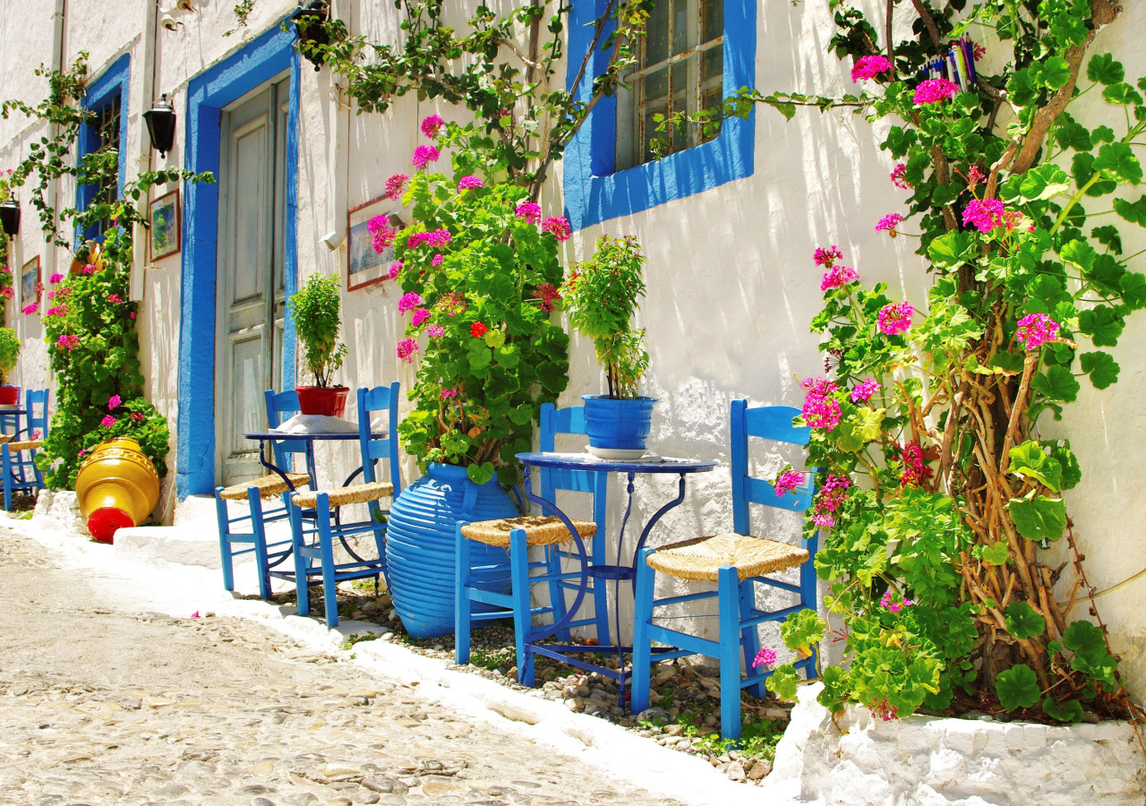 Hellas