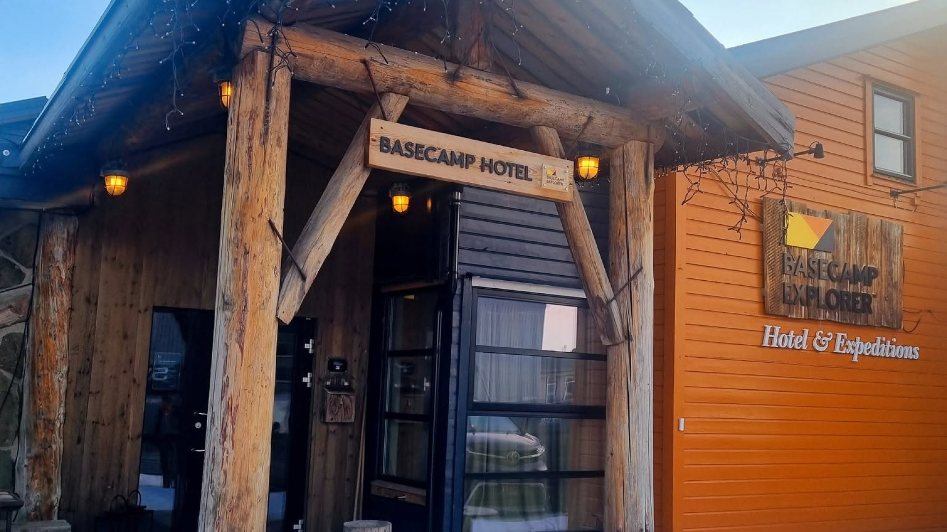Basecamp Hotel Longyearbyen I La'mme skreddersyr