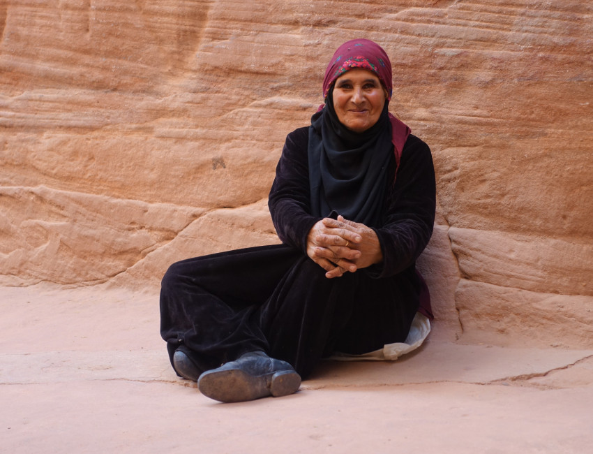 Beduinkvinne i Petra - Jordan