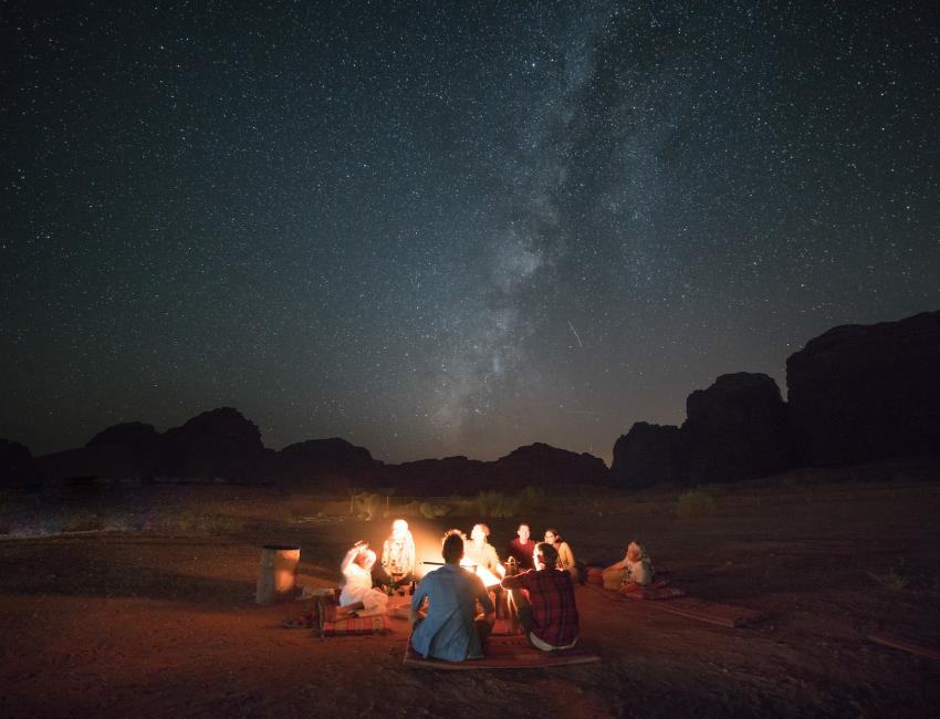 Leirbål og kveldsstemning i Wadi Rum - Jordan