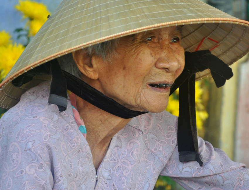Kvinne i Hoi An